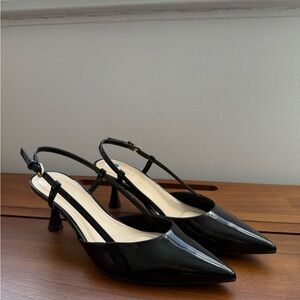 Nine West size 6.5 Women’s Black Slingback Kitten Heels